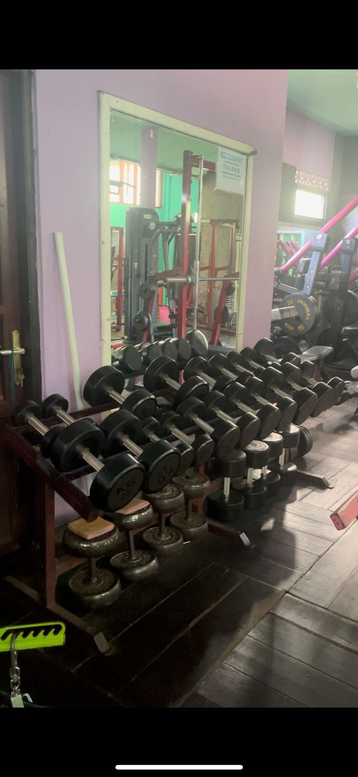Rak Dumbbell Lengkap